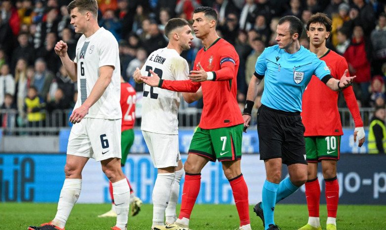 Словения побеждает Португалию. Роналду отыграл весь матч